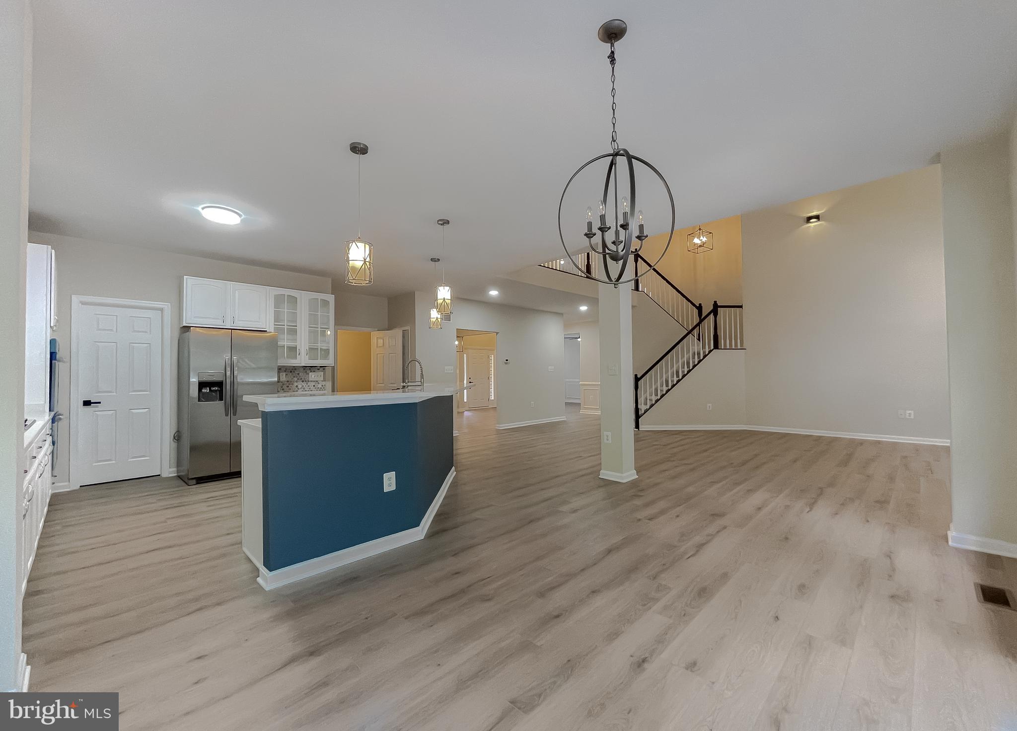 LORINS PRIDE - Residential