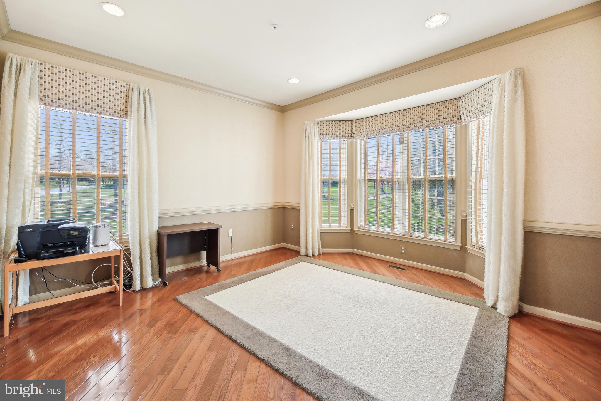 WILSHIRE - Residential