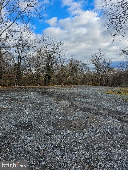 Prime 2.32+/- Acre Gravel Lot Zoned General Industrial in Southern Frederick County
This mostly cleared lot offers a unique opportunity for industrial use in a high-demand location, just off Route 85 and I-270. The property is zoned General Industrial, making it ideal for various industrial purposes (please refer to Frederick County's zoning use chart to confirm compatibility with your intended use).
Key Features:
Size: 2.32+/- acres
Zoning: General Industrial
Location: Southern Frederick County, adjacent to the Buckeystown Pub on the western border
Utilities: Electricity is actively on-site
Buyer to perform due diligence for their own interest.
