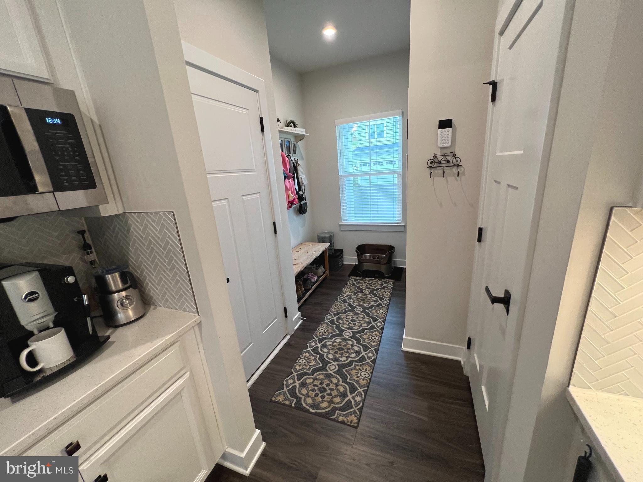 HERITAGE WOODS - Residential Lease