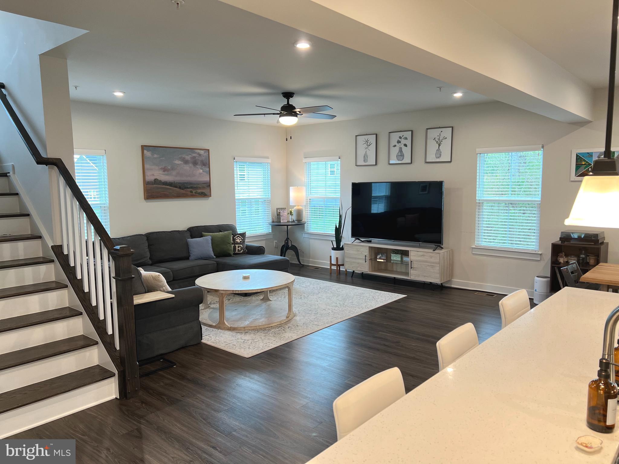 HERITAGE WOODS - Residential Lease