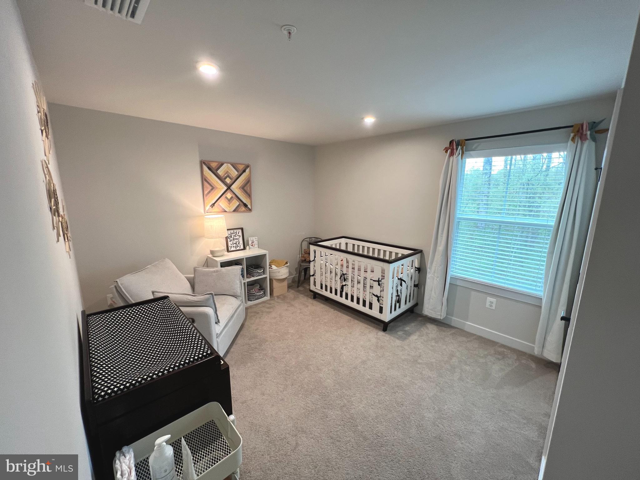 HERITAGE WOODS - Residential Lease