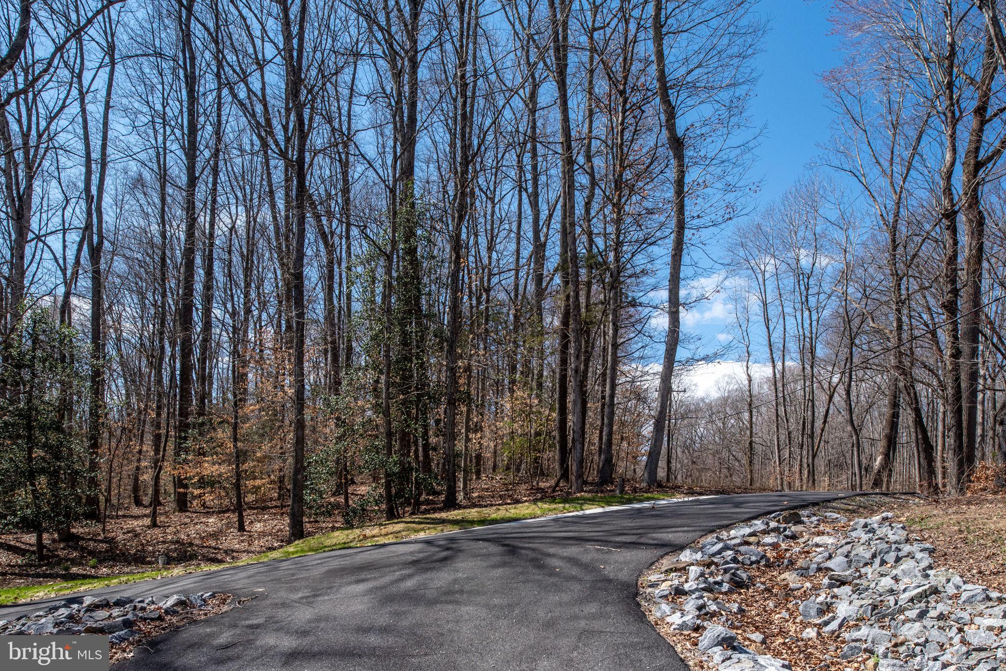 NON SUBDIVISION - Residential