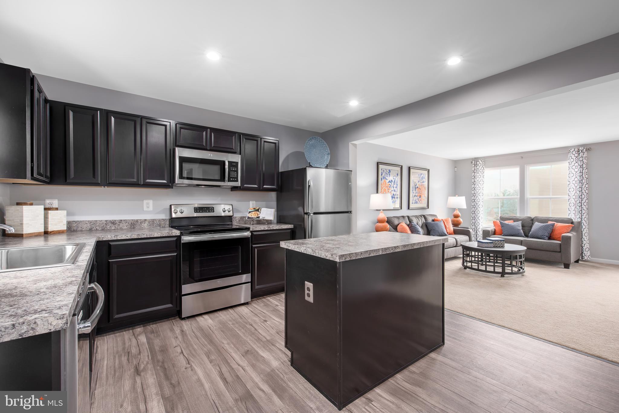 THE LAKES AT MARTINSBURG - Residential