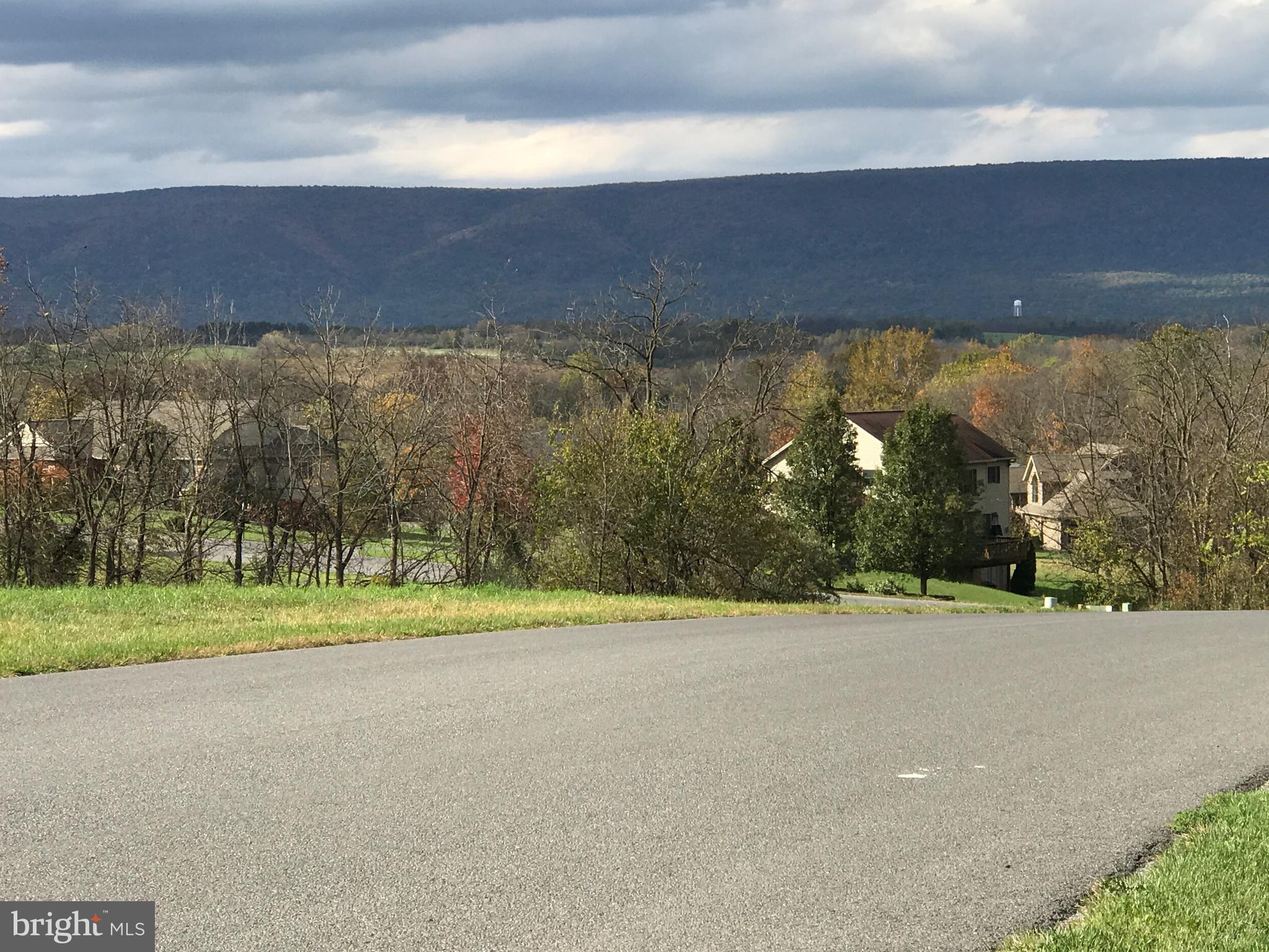 FOOTHILLS OF KENSINGTON - Land
