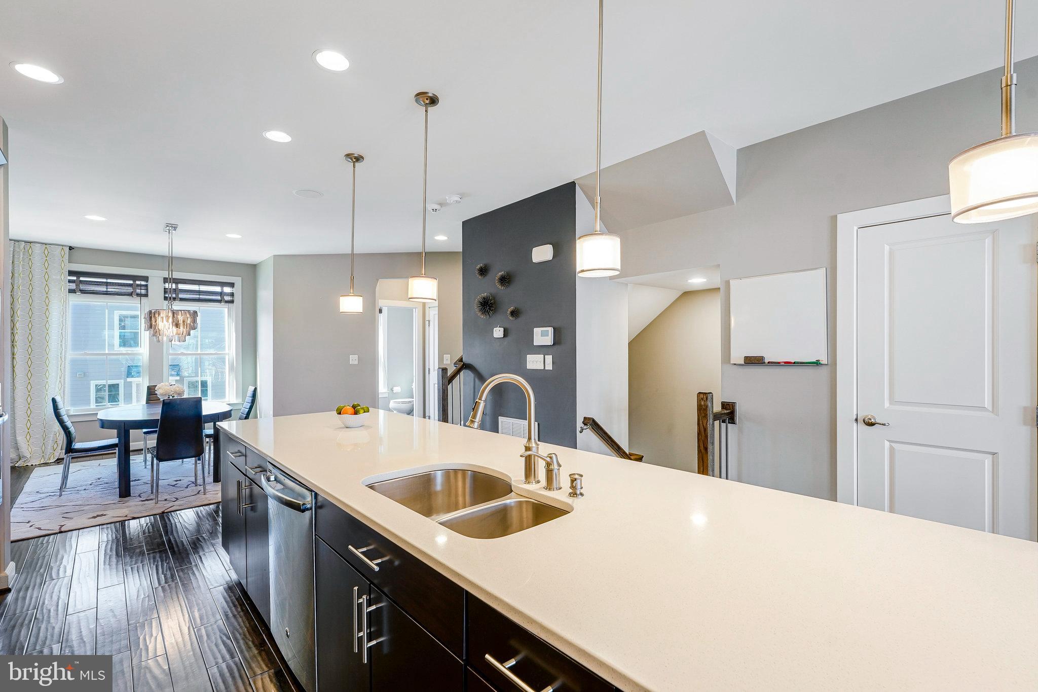 ONE LOUDOUN LAND BAY B - Residential