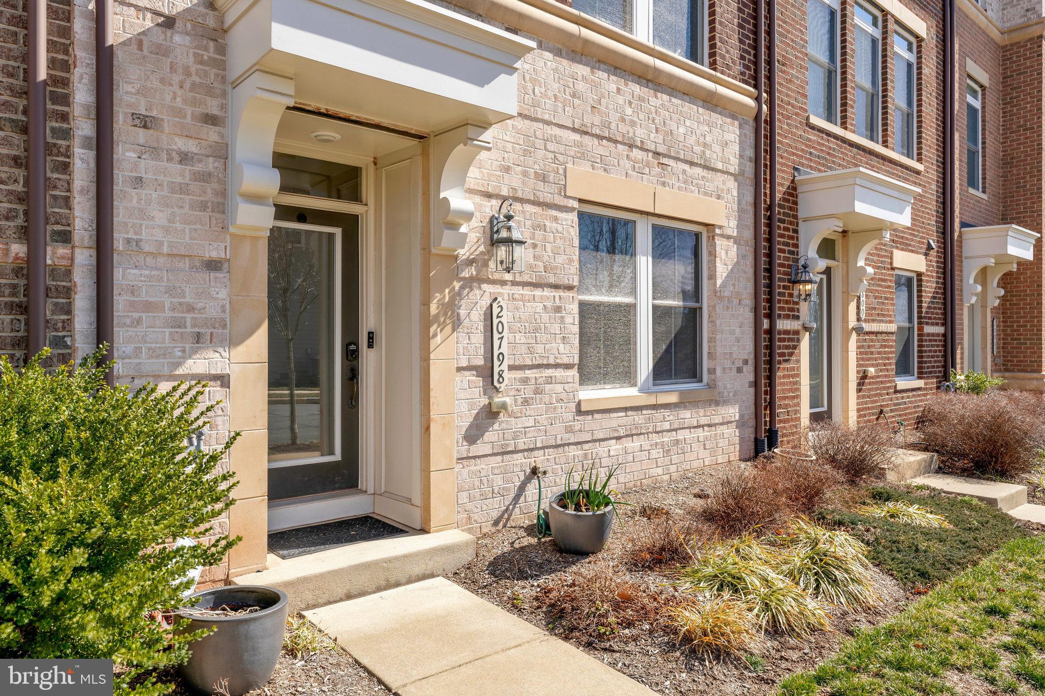 ONE LOUDOUN LAND BAY B - Residential