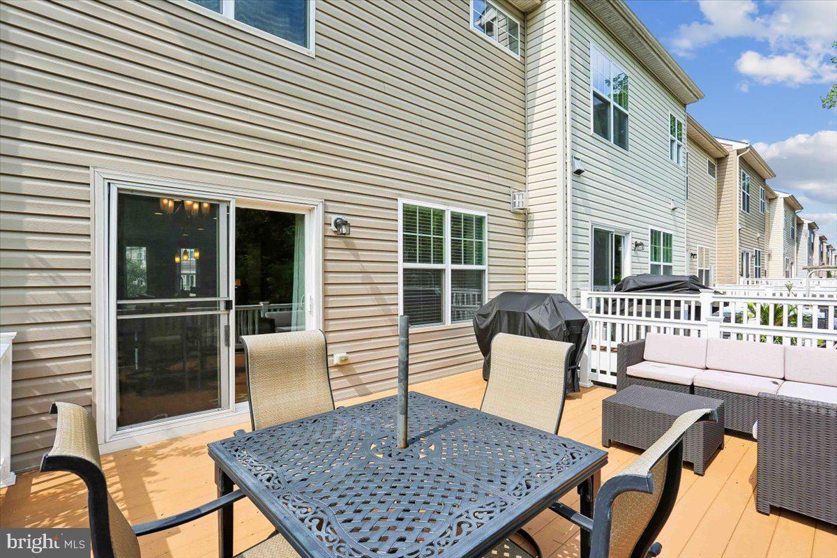 NORBECK CROSSING - Residential