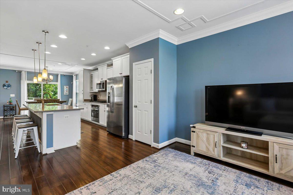 NORBECK CROSSING - Residential