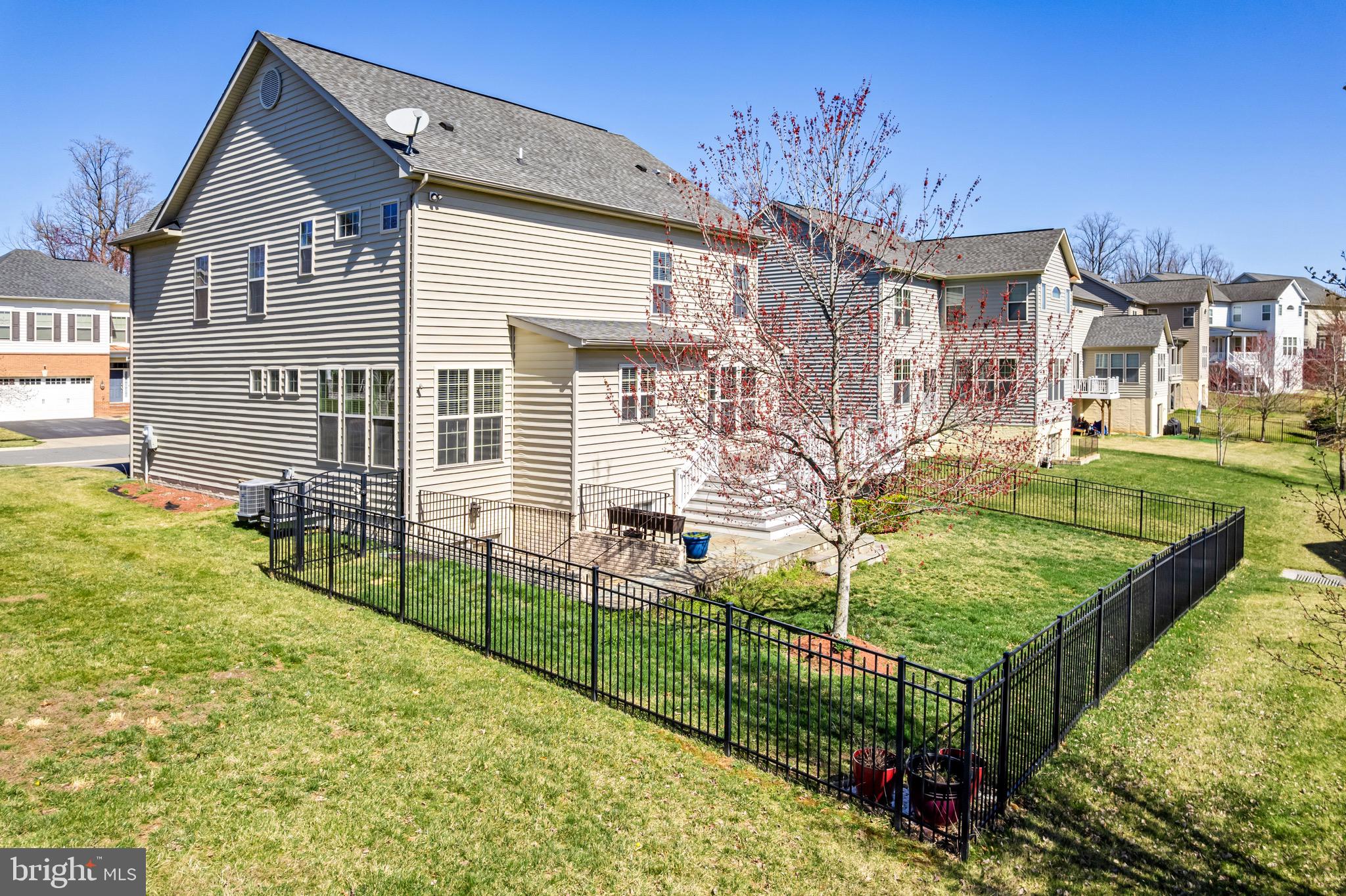 PORT POTOMAC - Residential