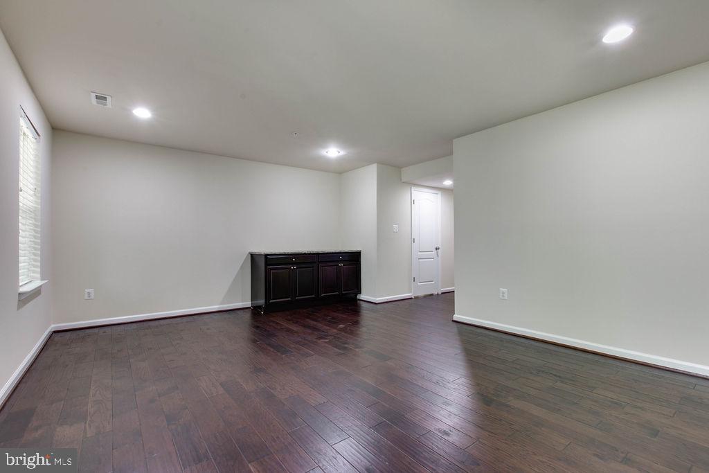 DORCHESTER VIEW - Residential