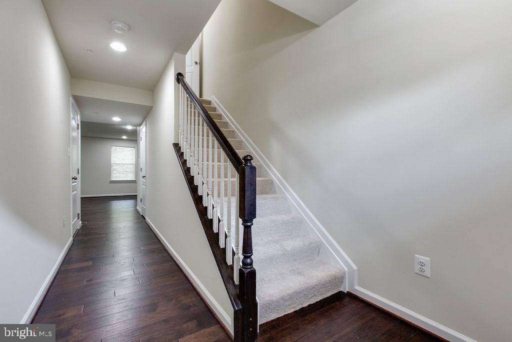 DORCHESTER VIEW - Residential