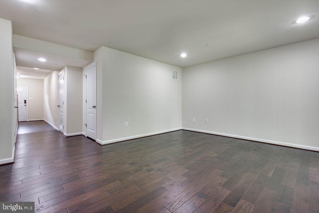 DORCHESTER VIEW - Residential