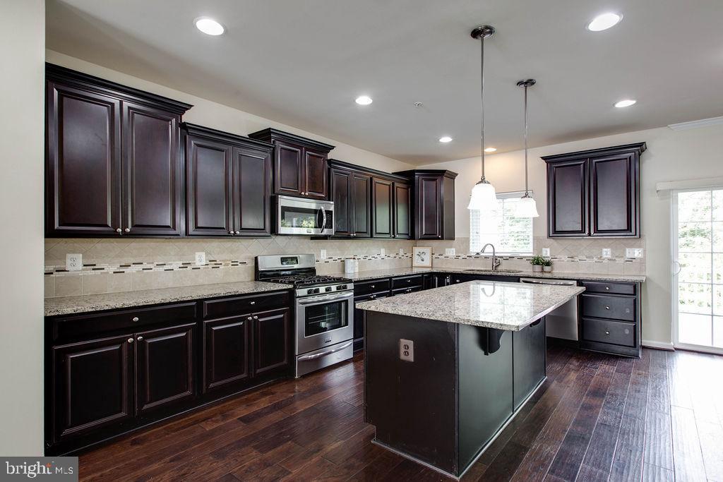 DORCHESTER VIEW - Residential