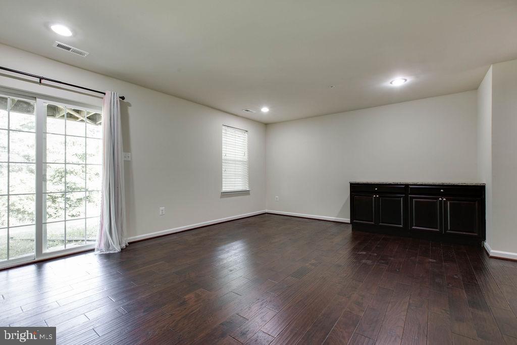 DORCHESTER VIEW - Residential