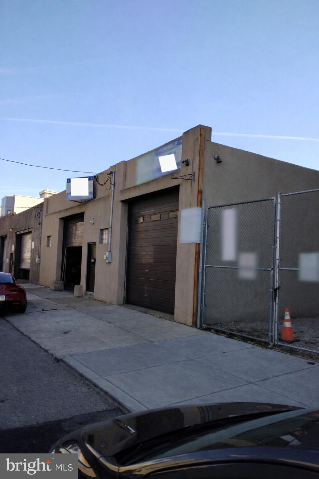 GRAYS FERRY - Commercial Sale