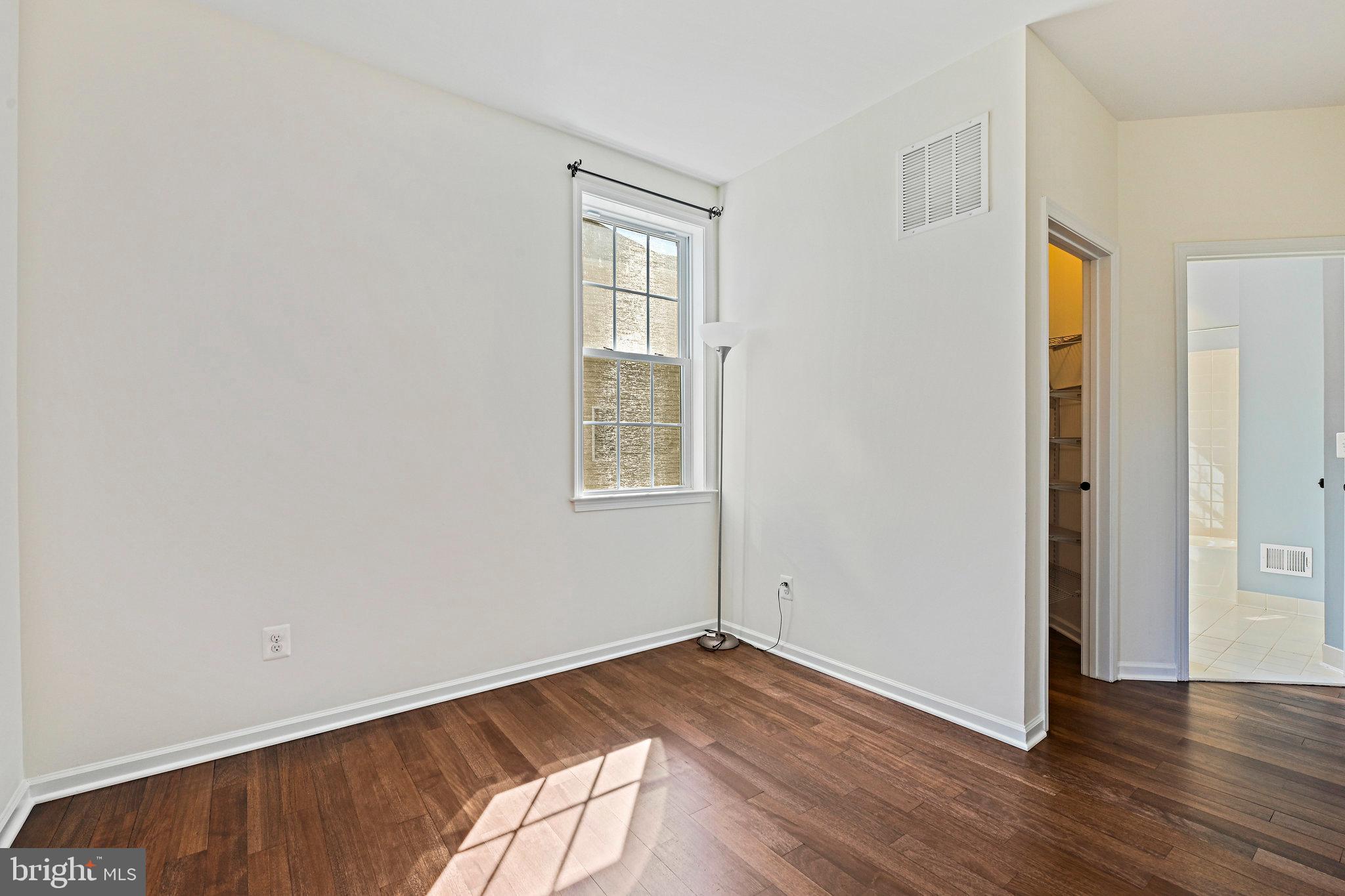 LENAH MILL - Residential