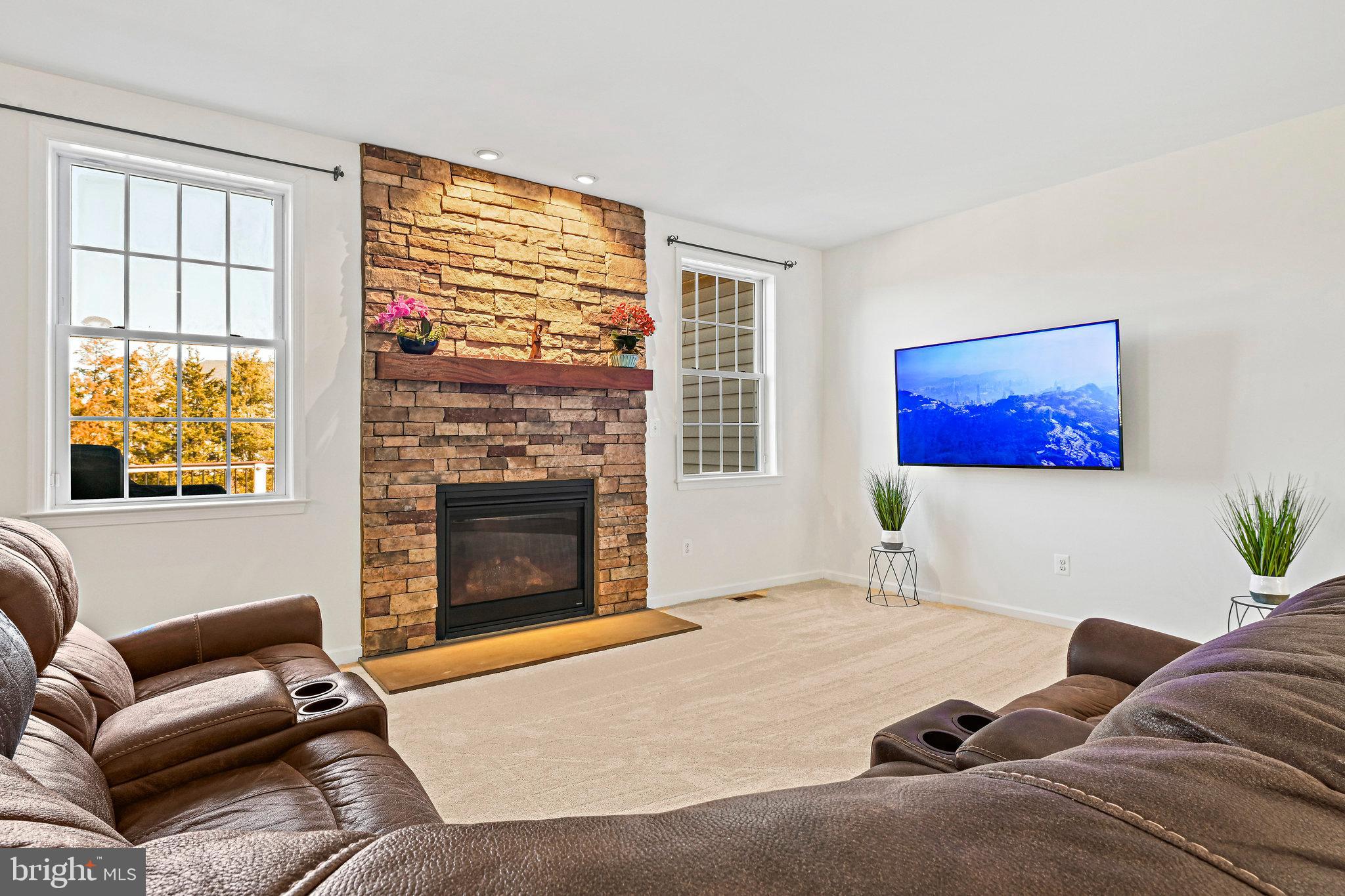 LENAH MILL - Residential