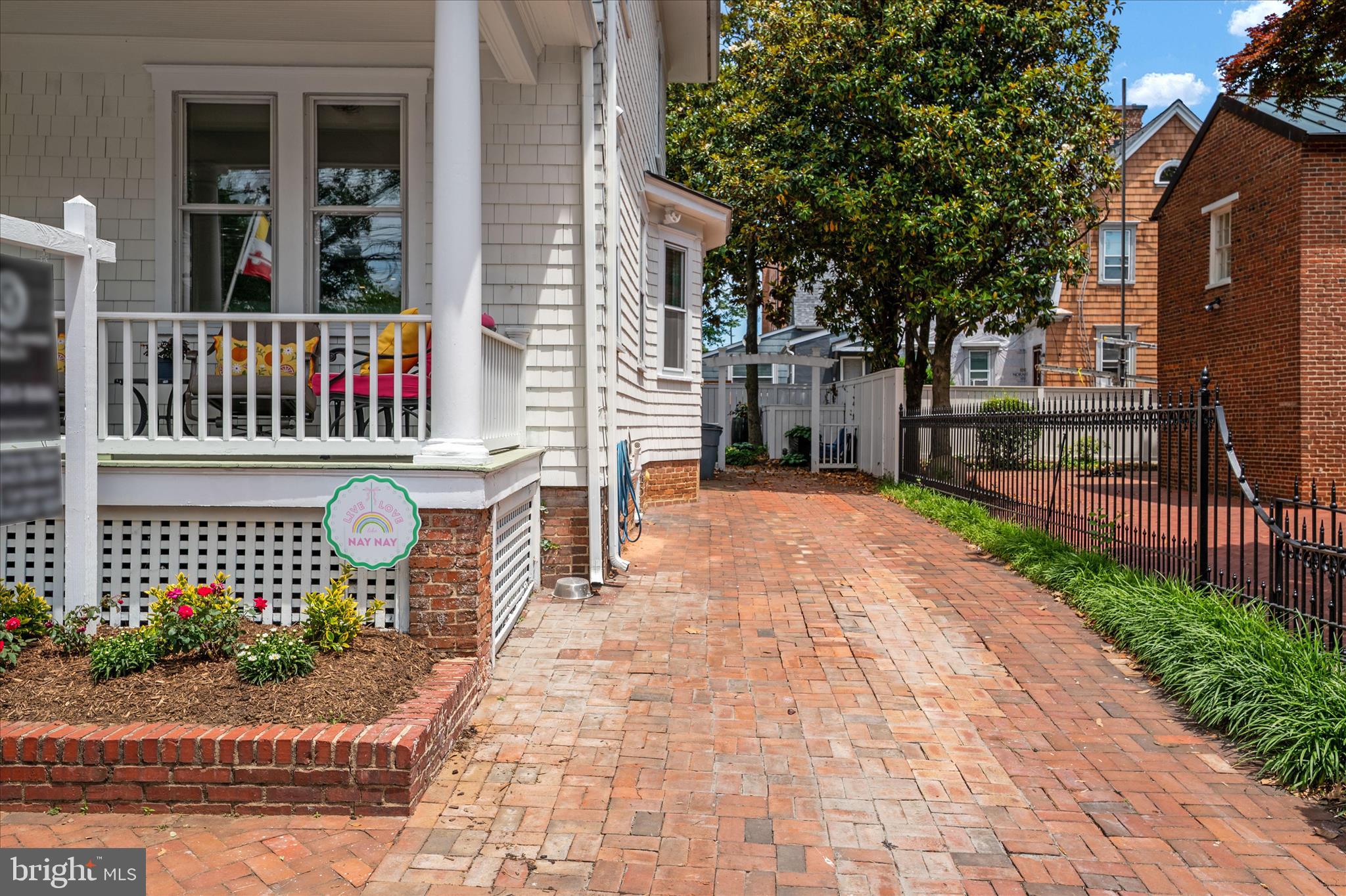 HISTORIC DISTRICT - Residential
