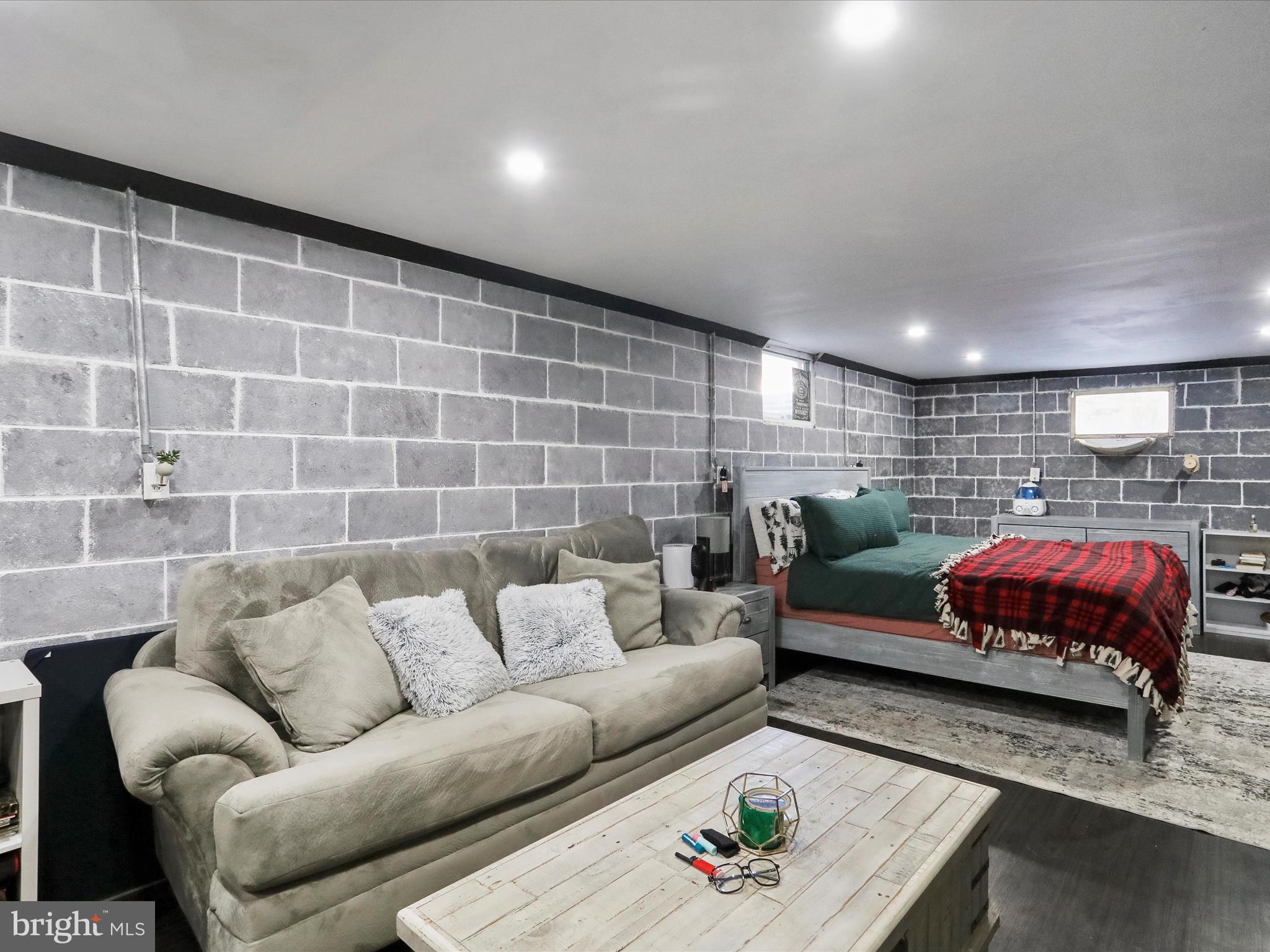 JOHN BROWN FARM - Residential