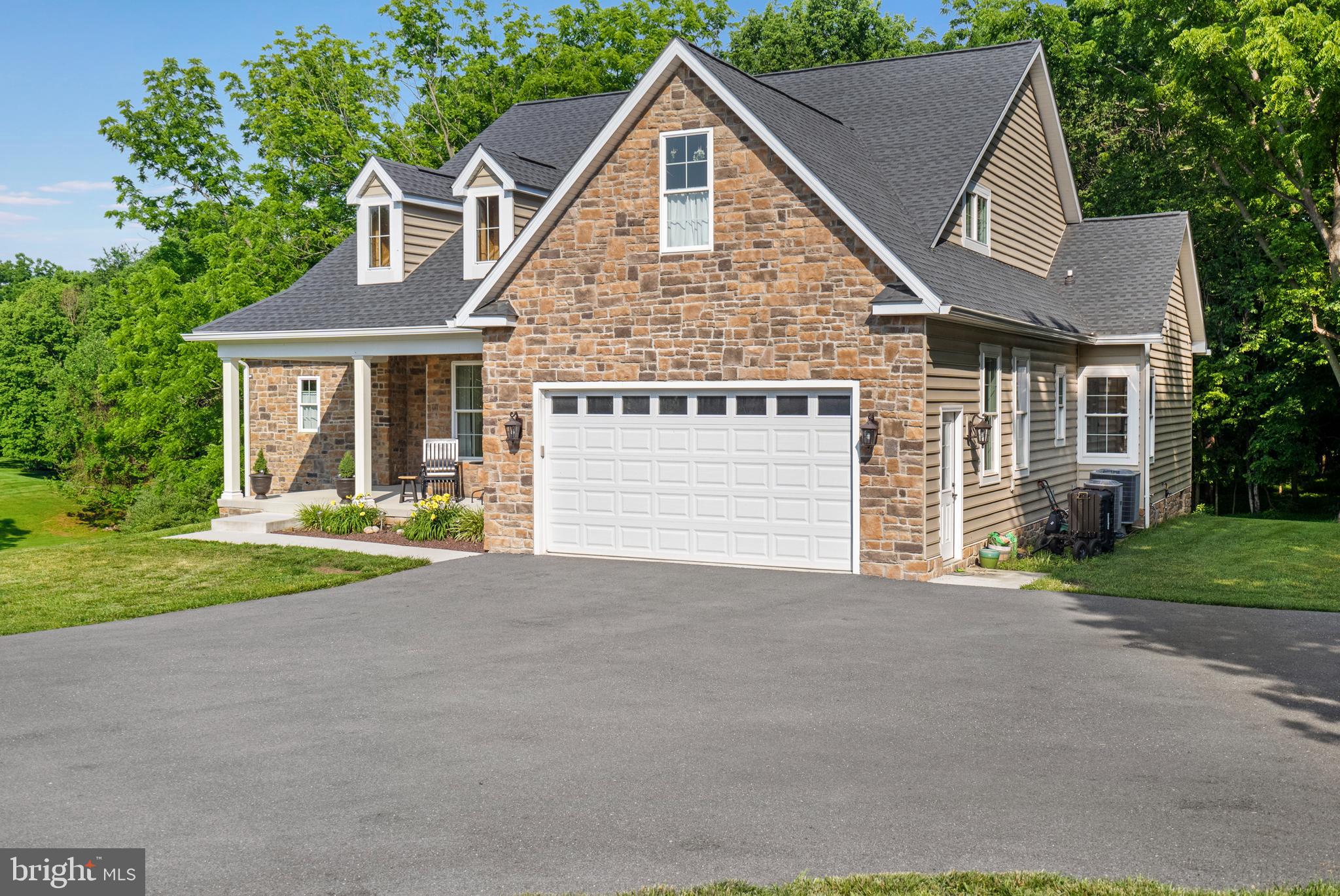 EASTLAND - Residential