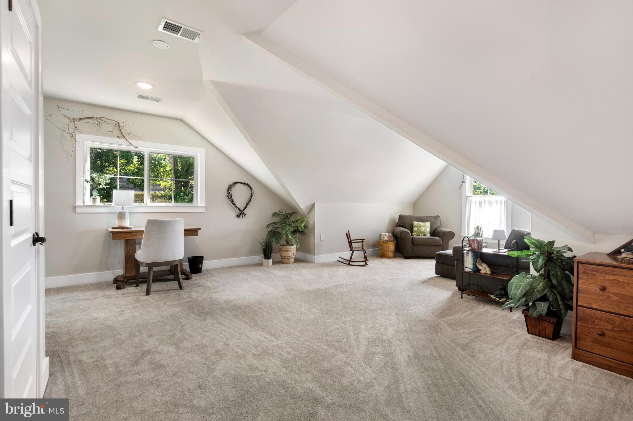EASTLAND - Residential