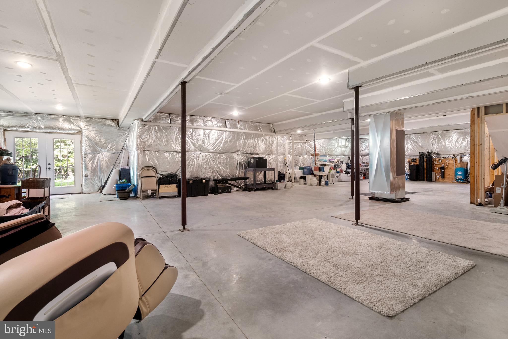 EASTLAND - Residential