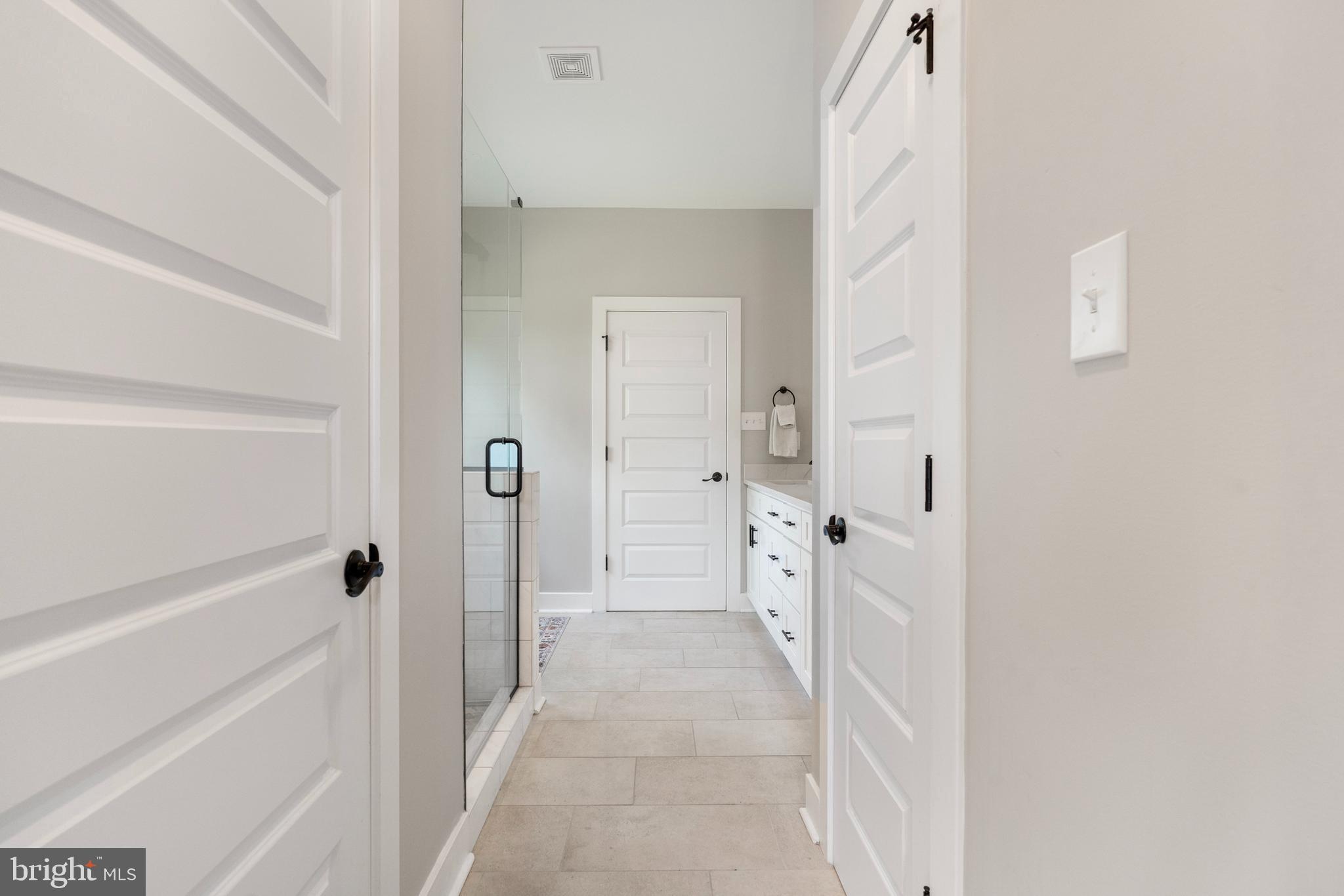 EASTLAND - Residential