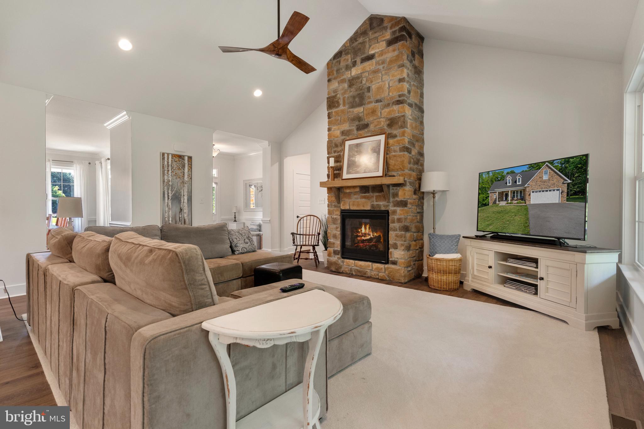 EASTLAND - Residential