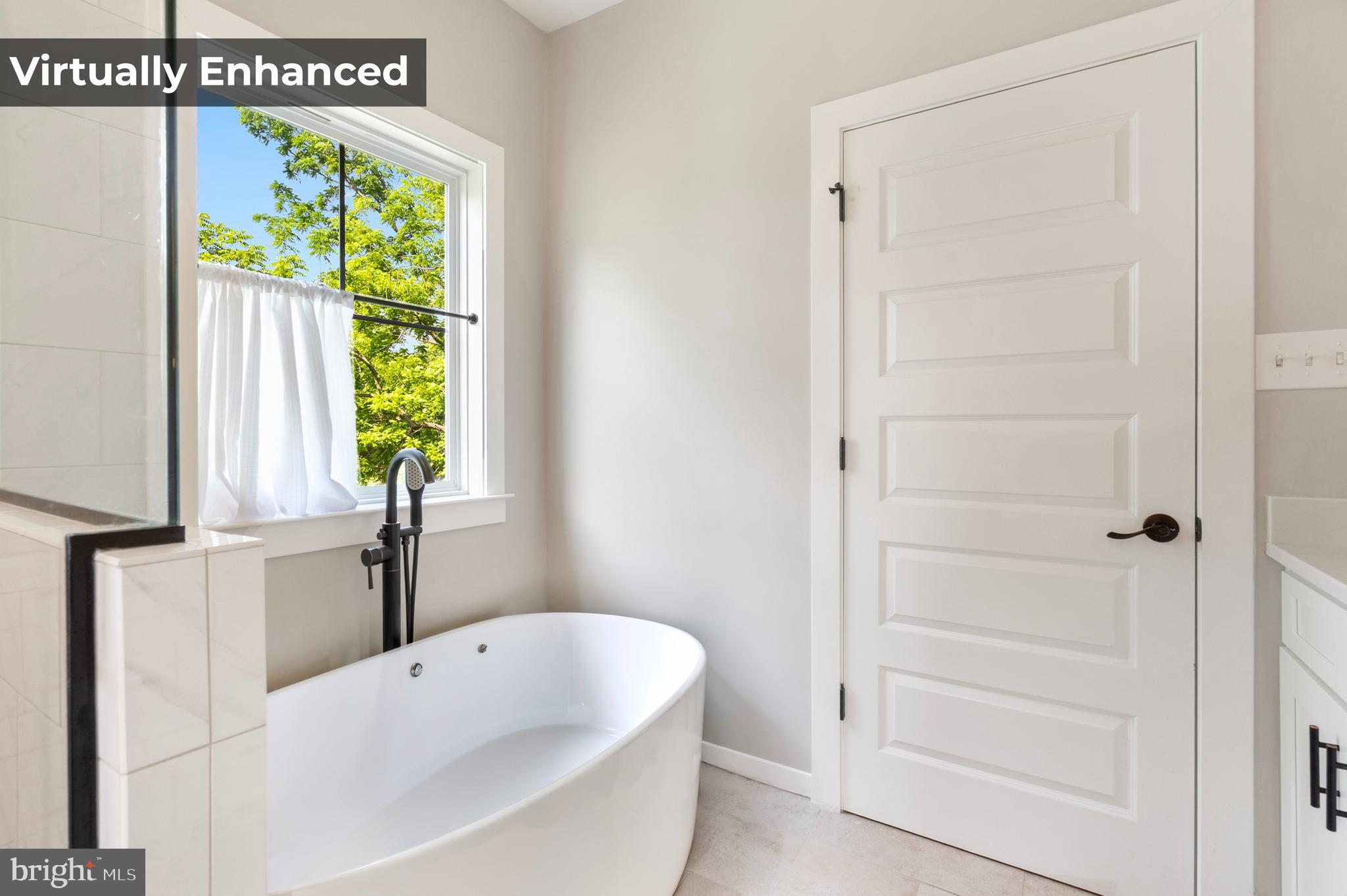 EASTLAND - Residential