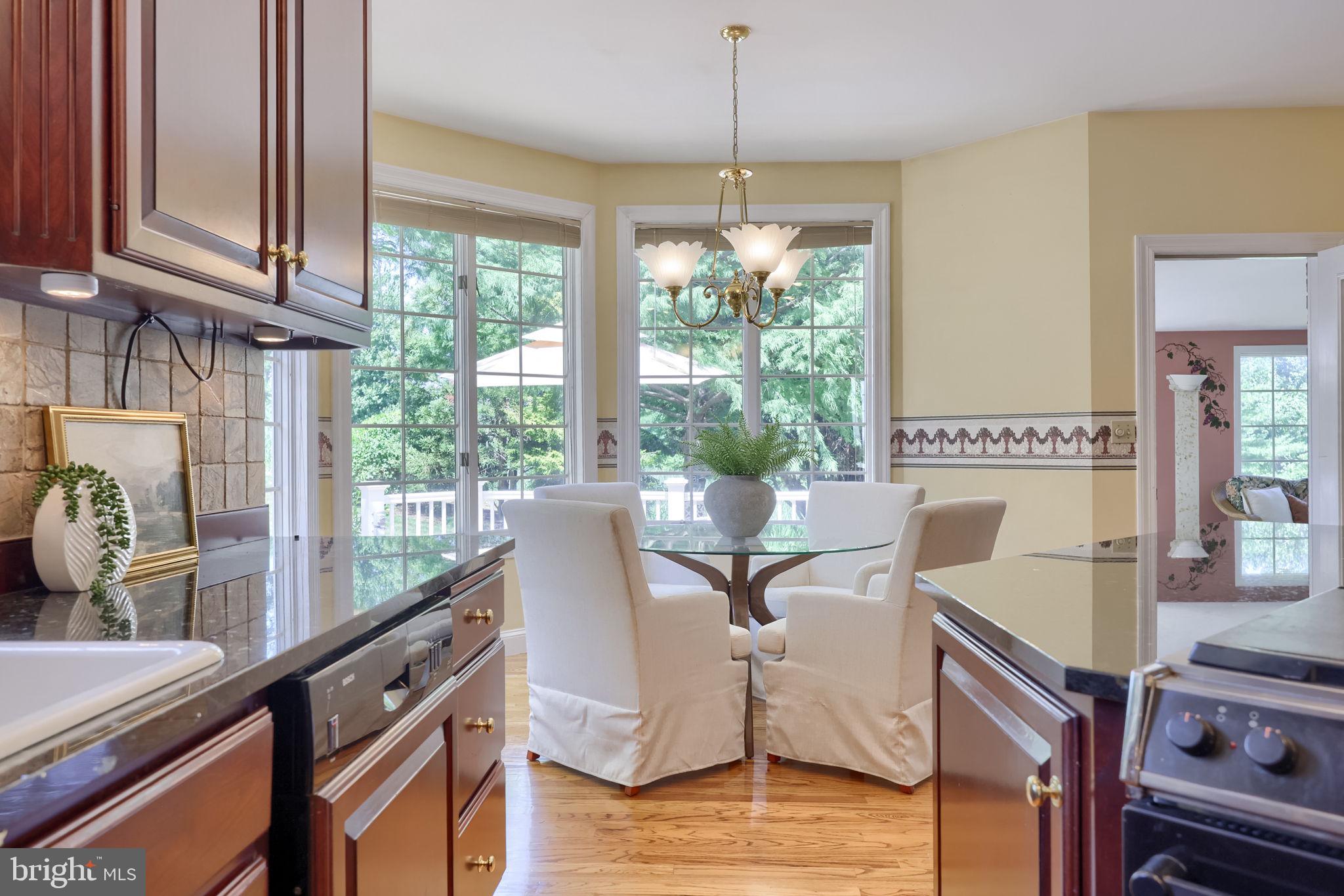 NORTH HILLS - Residential