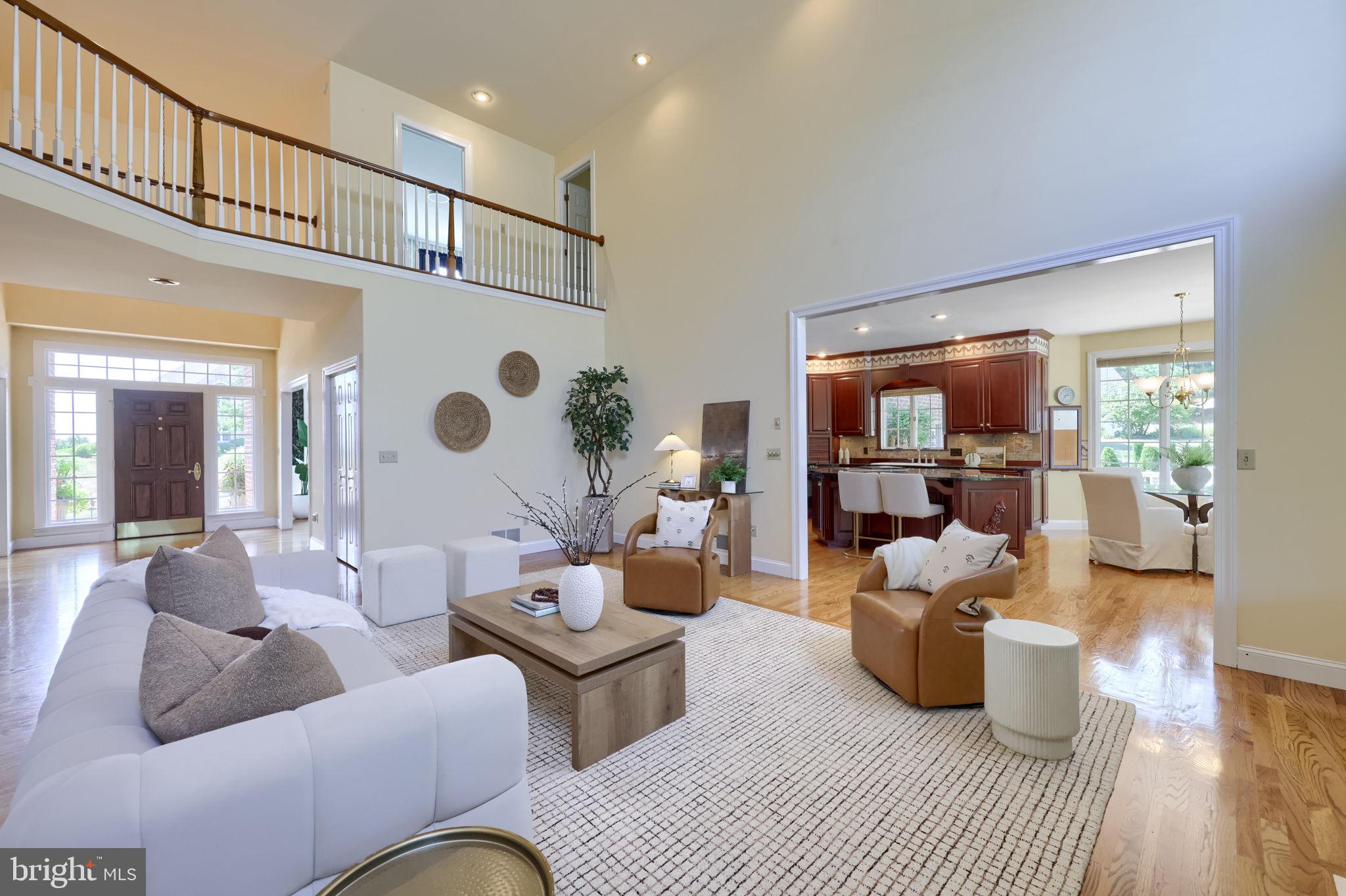 NORTH HILLS - Residential