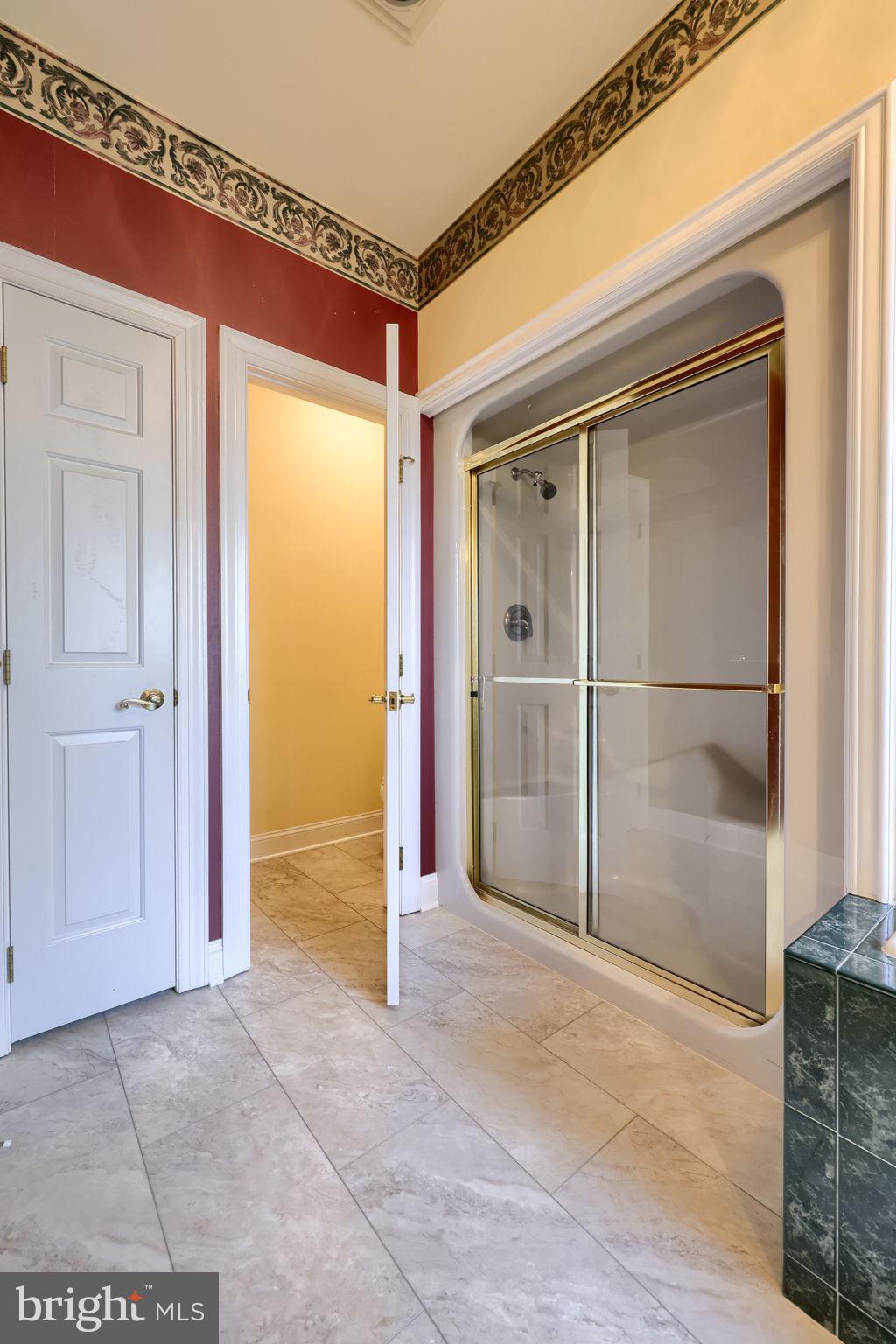 NORTH HILLS - Residential