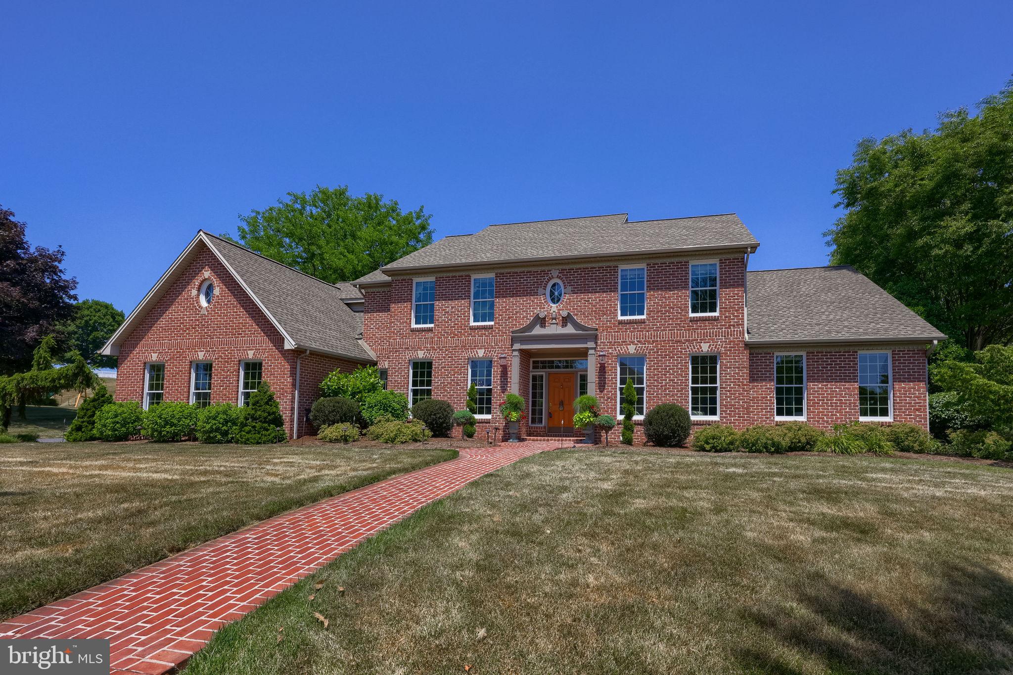 NORTH HILLS - Residential