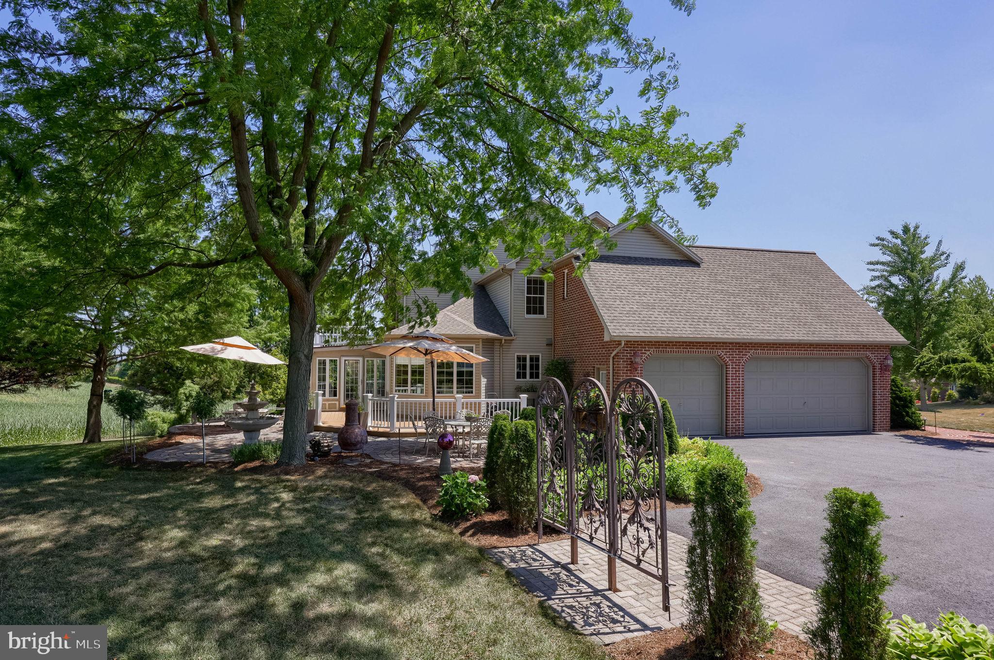 NORTH HILLS - Residential