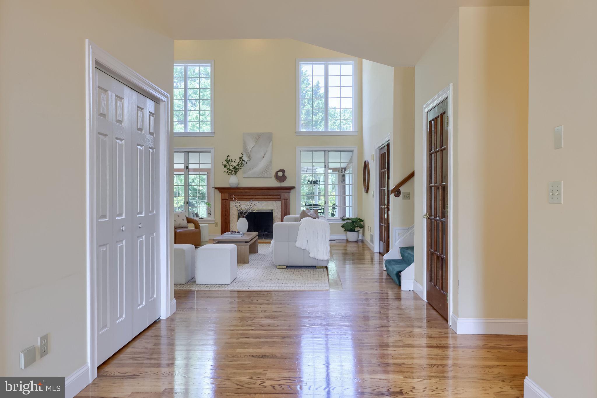 NORTH HILLS - Residential