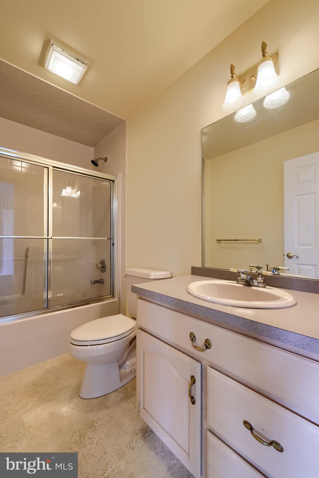NORTH HILLS - Residential