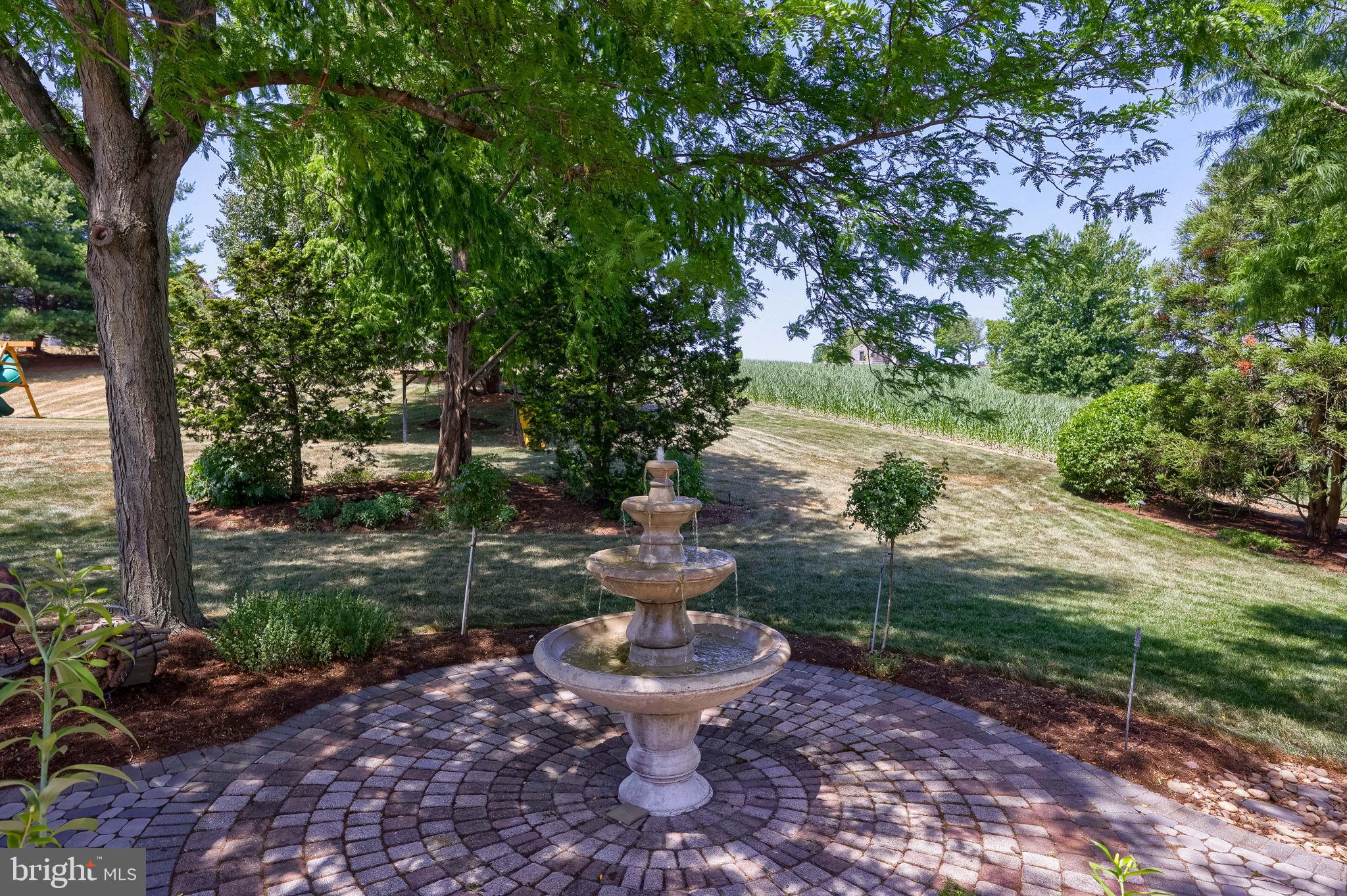 NORTH HILLS - Residential