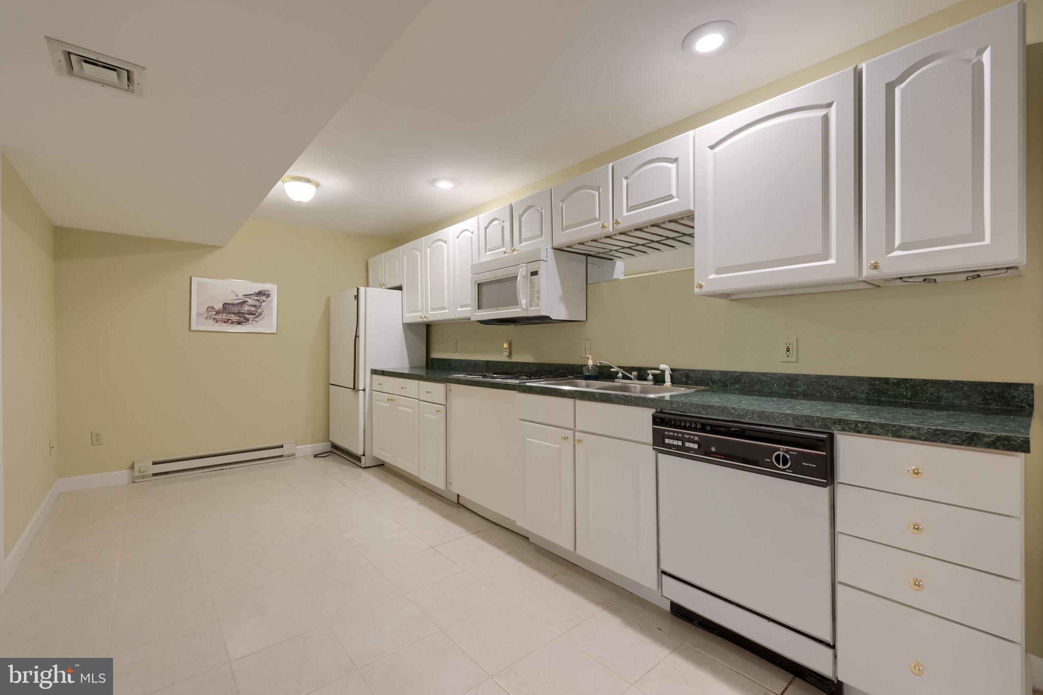 NORTH HILLS - Residential