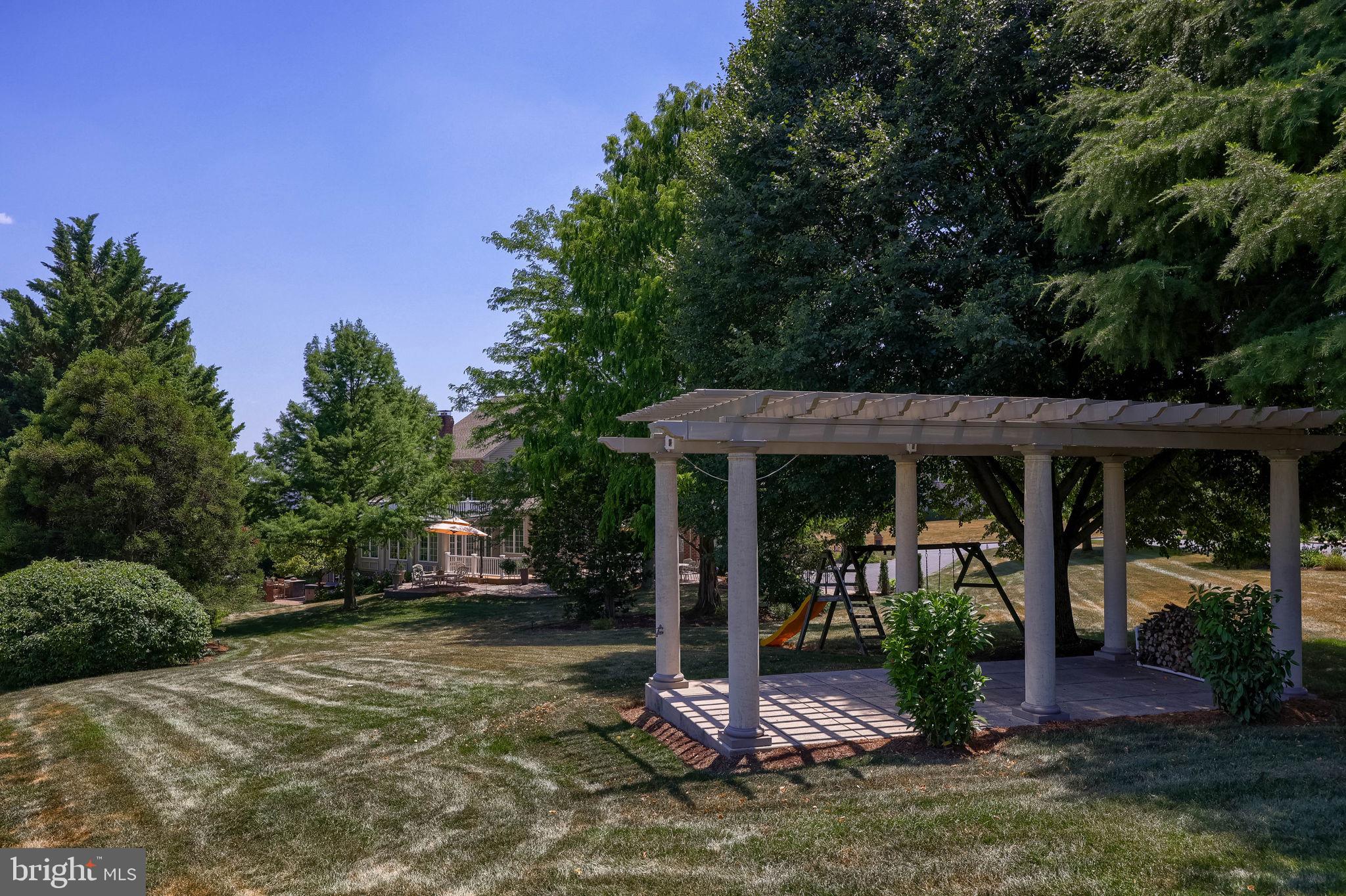 NORTH HILLS - Residential