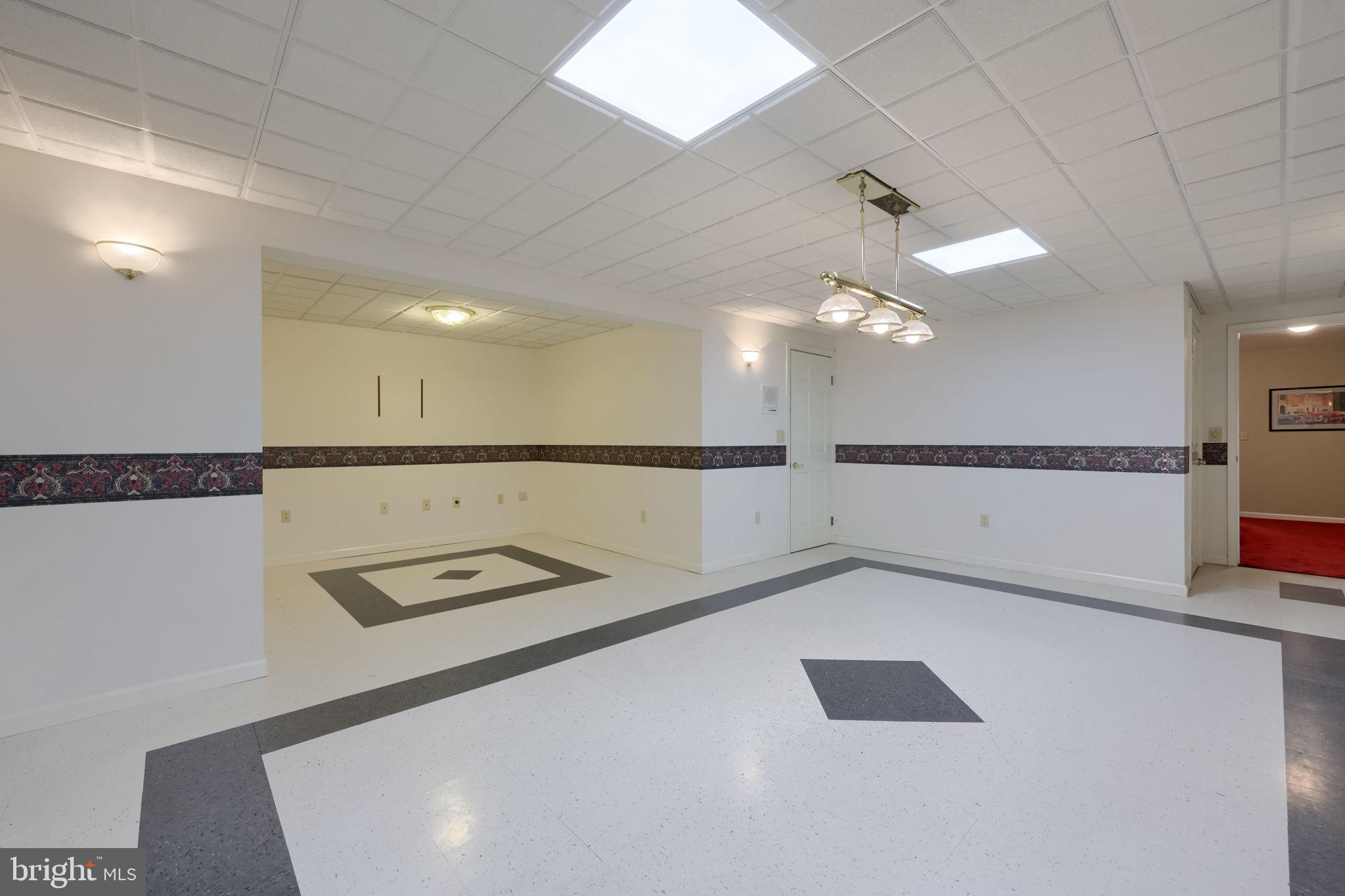 NORTH HILLS - Residential