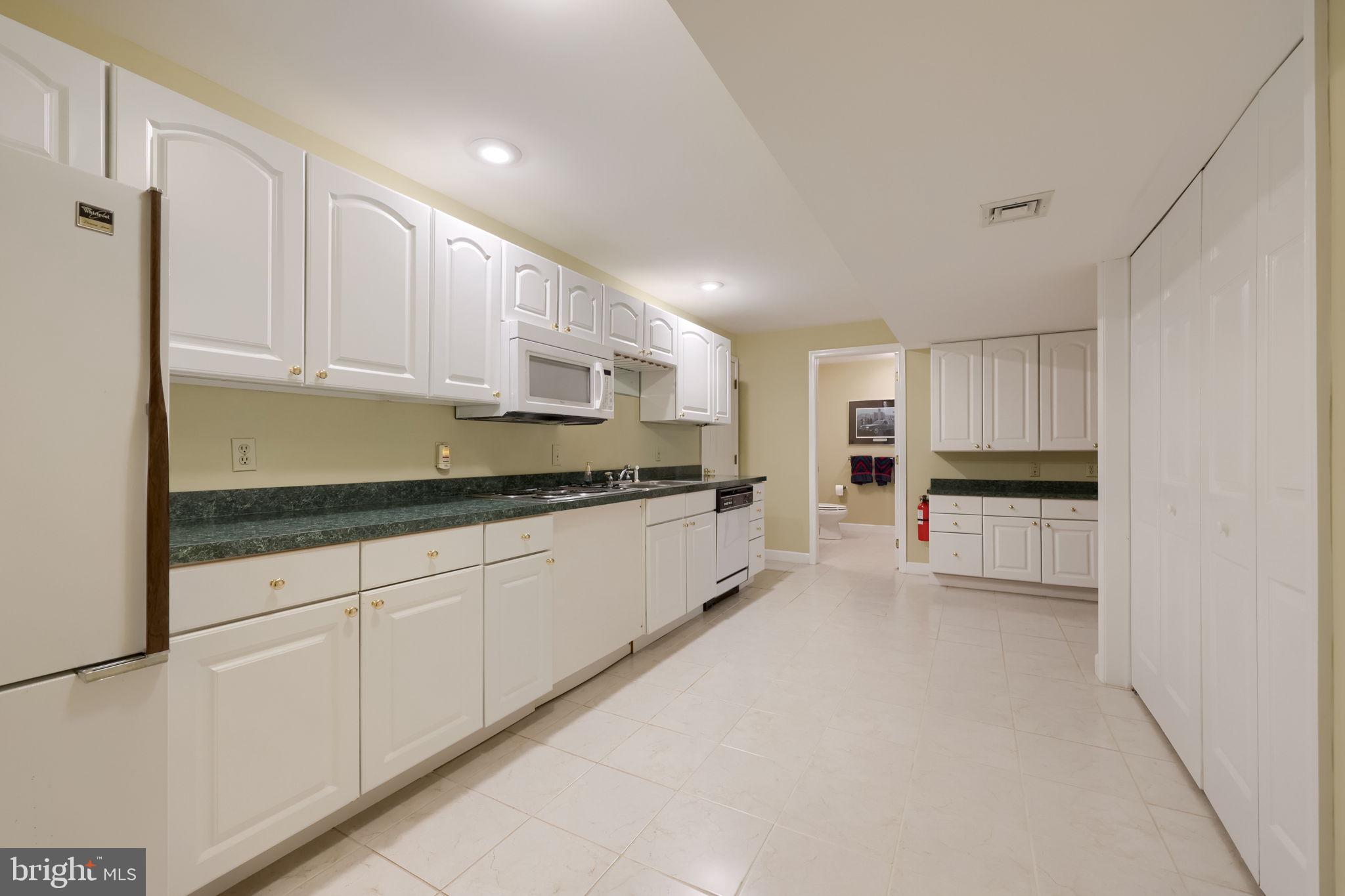 NORTH HILLS - Residential