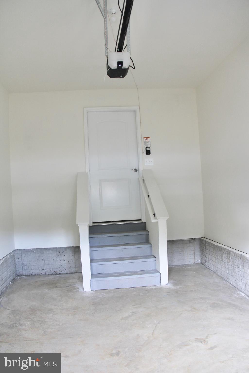 CATONSVILLE GARDENS - Residential