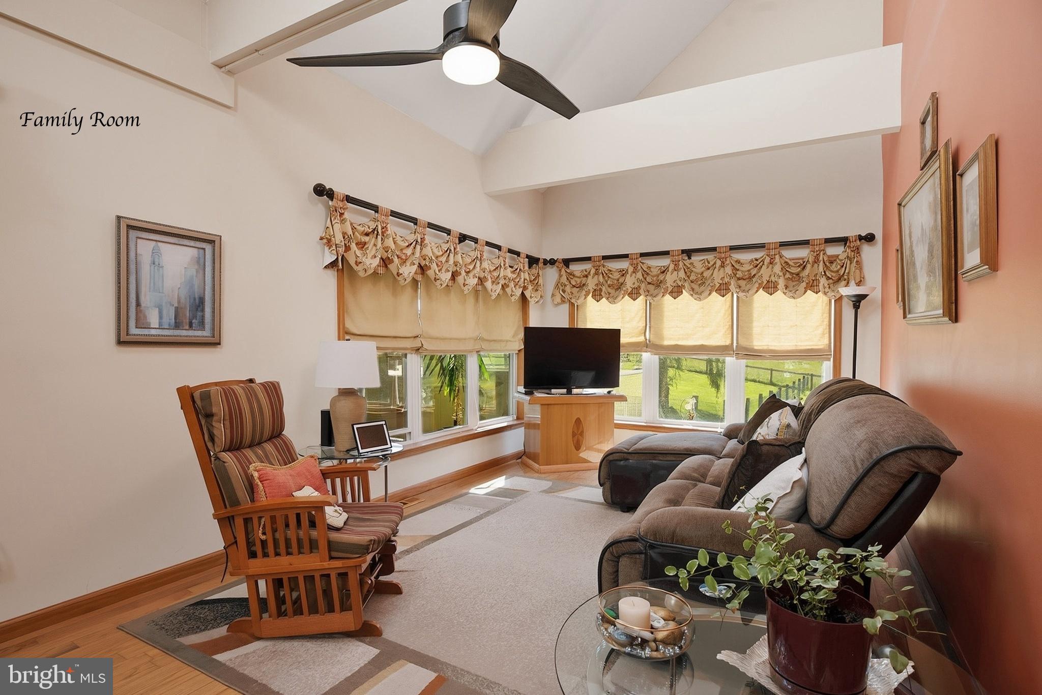 CANTERBURY BROOK - Residential