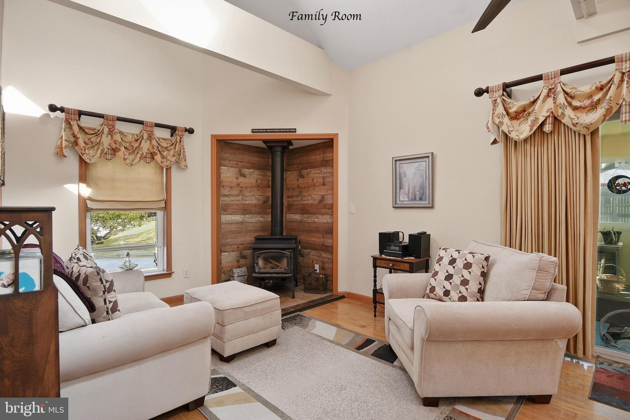 CANTERBURY BROOK - Residential