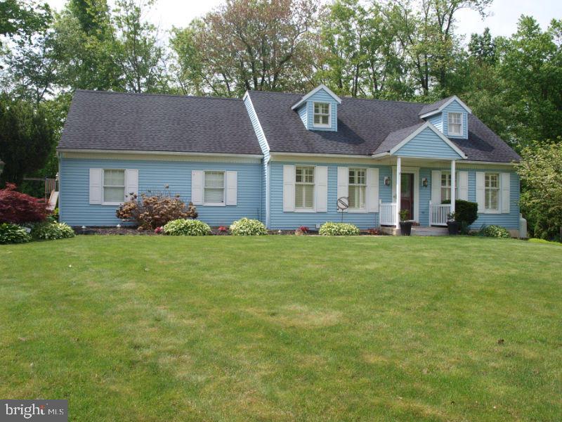 Property located at the end of a Cul-de-Sac on a private tree lined rear yard. First floor family room with gas fireplace, new cherry kitchen and lovely hardwood floors. 2 full bath which have been updates and a lower level family/rec room. Large rear deck and patio overlooks nice backyard.