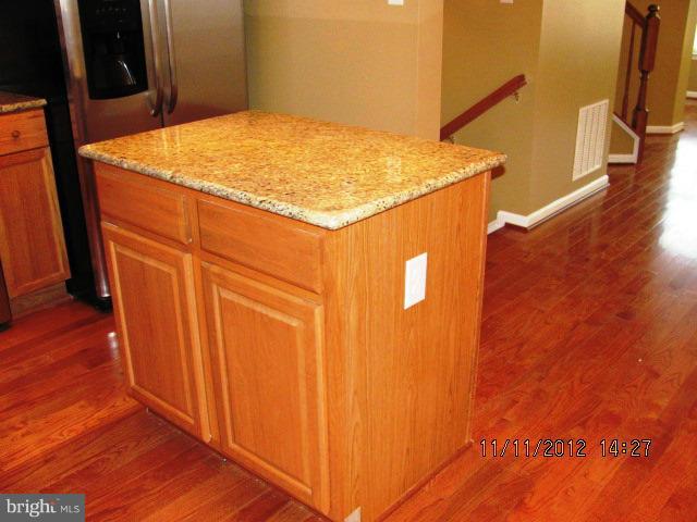 MANOR PARK - Residential Lease