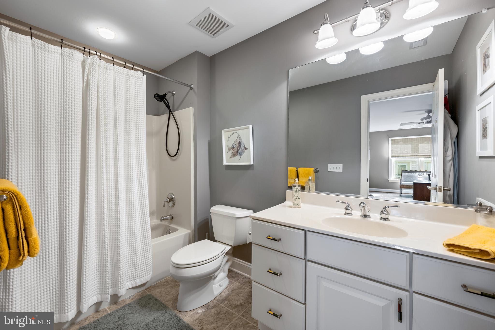 REHOBOTH BEACH YACHT AND CC - Residential