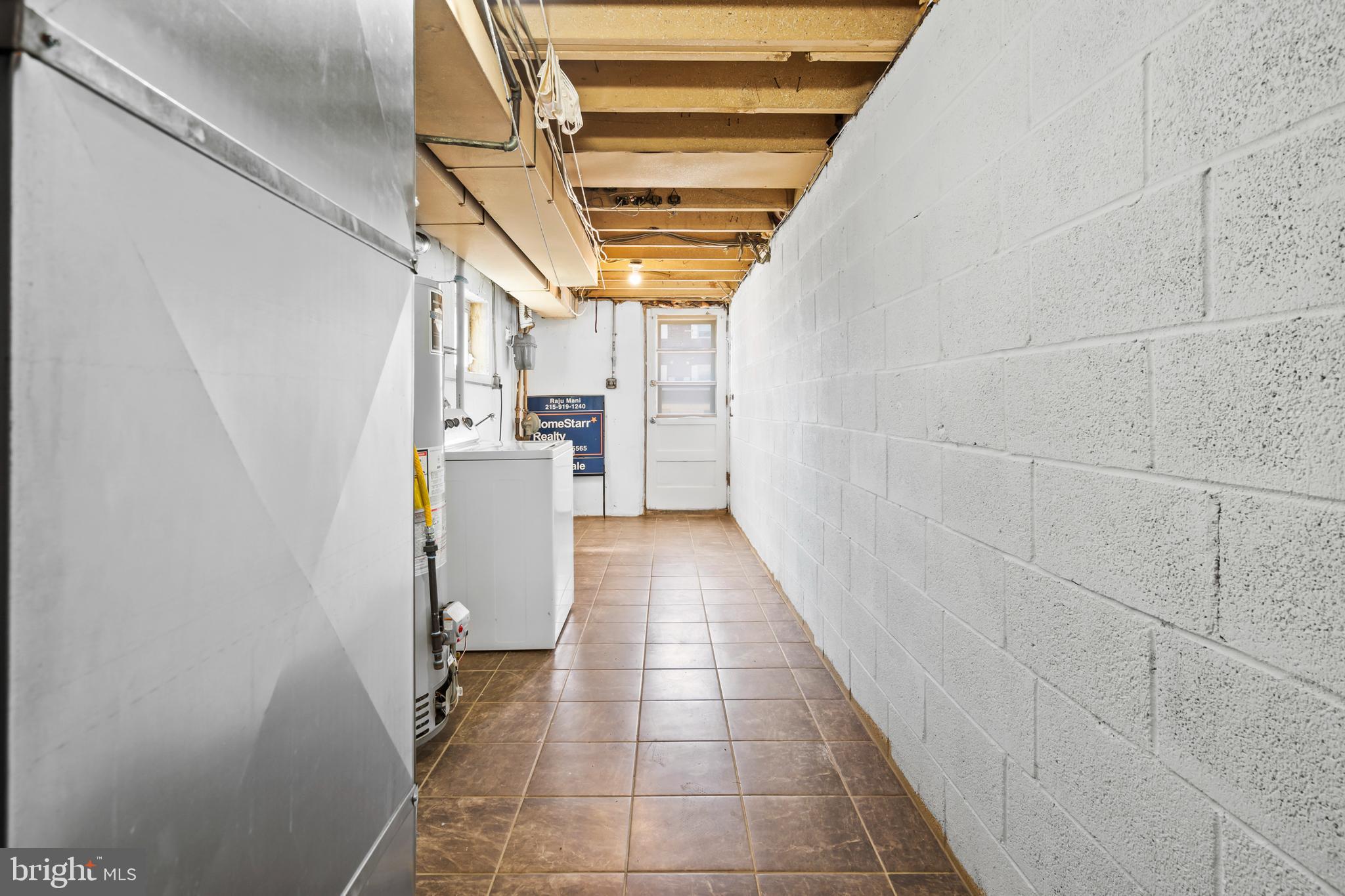 HOLME CIRCLE - Residential