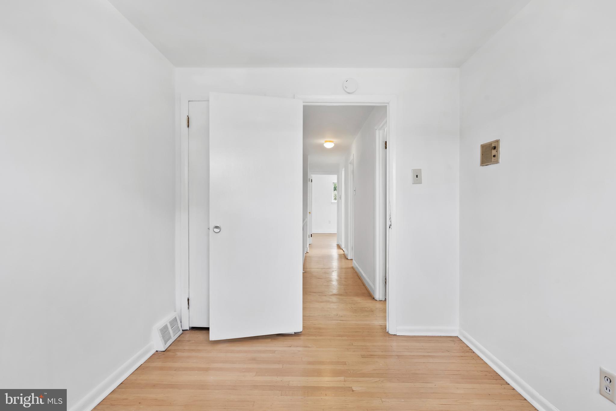 HOLME CIRCLE - Residential